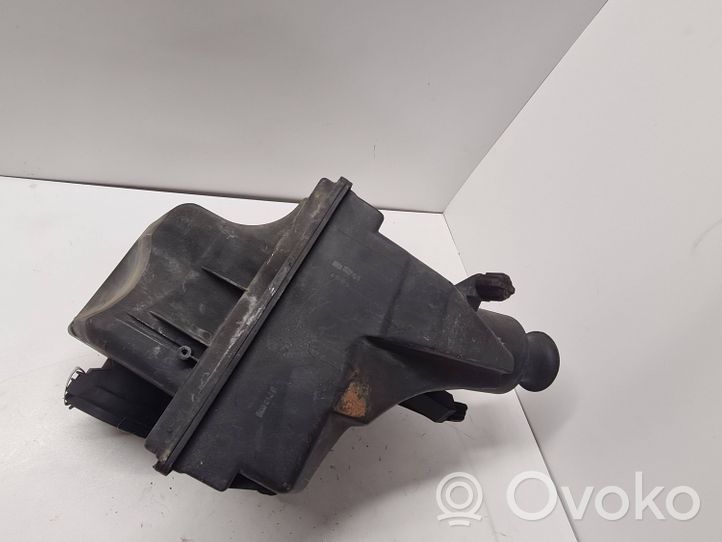 BMW 5 E39 Boîtier de filtre à air 9648114