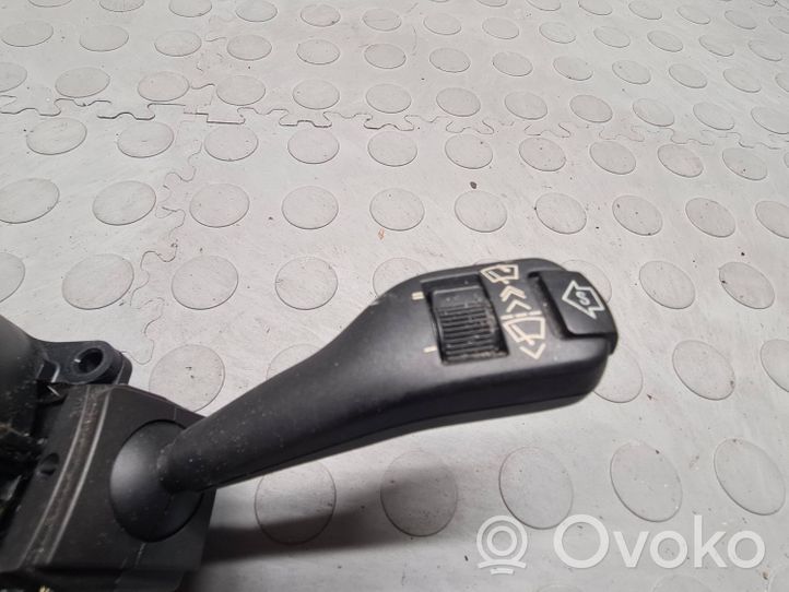 BMW X5 E53 Leva/interruttore dell’indicatore di direzione e tergicristallo 8376443