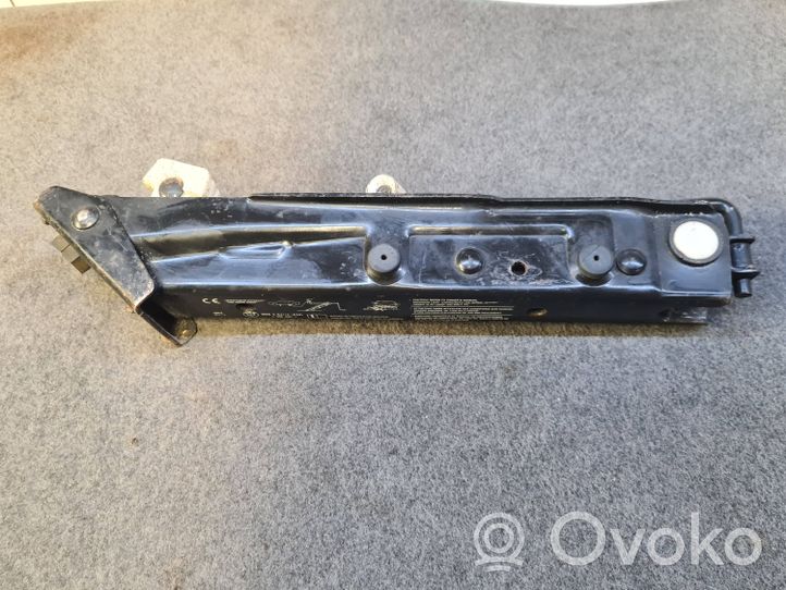 BMW 5 E39 Cric di sollevamento 1096040