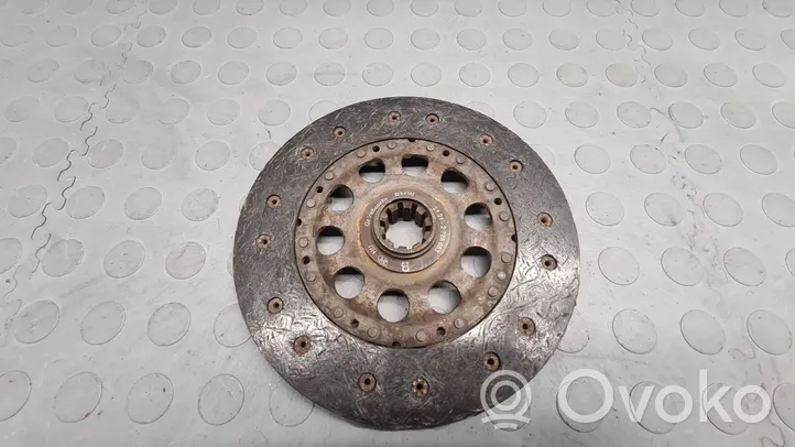 BMW 5 E39 Clutch pressure plate 2228853