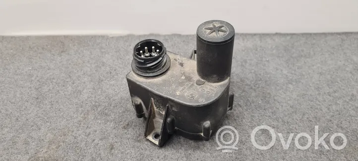 BMW 7 E38 Kruīza kontroles vadības bloks 8360043