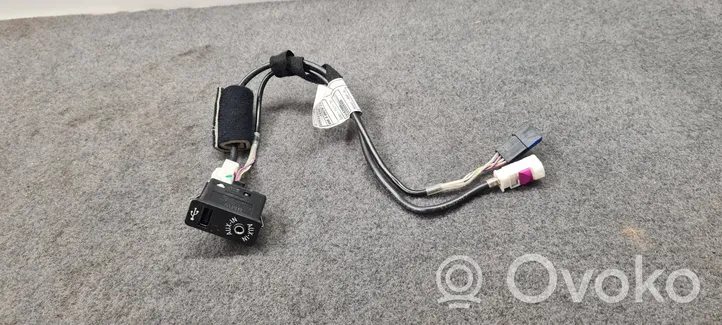 BMW X5 E70 Gniazdo / Złącze USB 9237653