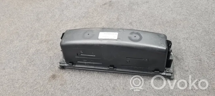 BMW 3 E46 Dashboard storage box/compartment 8202188