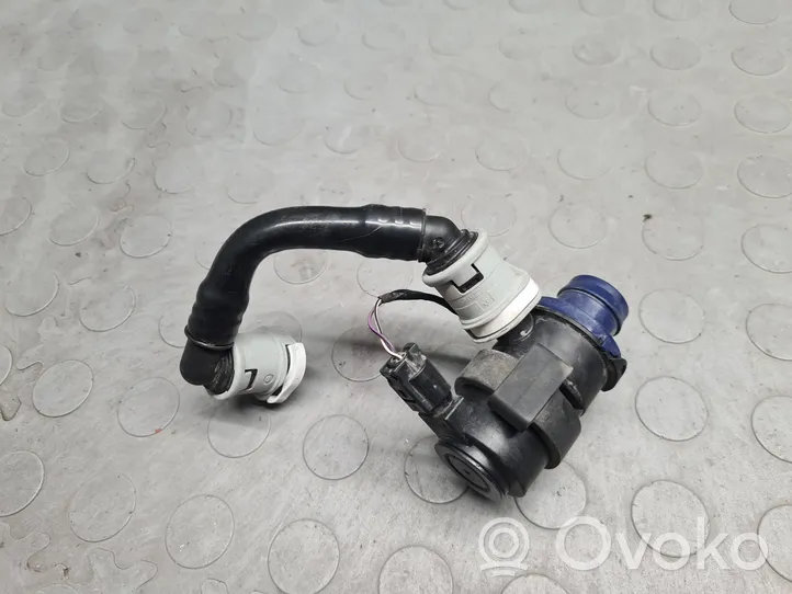 BMW 3 F30 F35 F31 Pompa elettrica dell’acqua/del refrigerante ausiliaria 7441213