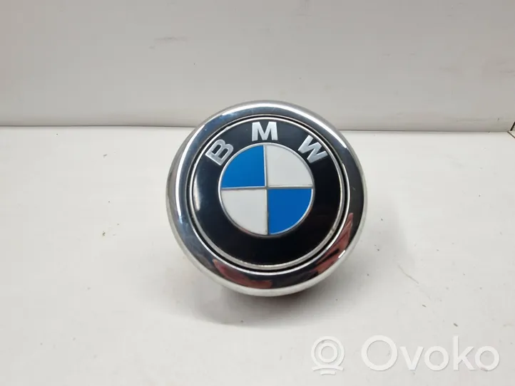 BMW 1 F20 F21 Uchwyt / Rączka zewnętrzna otwierania klapy tylnej / bagażnika 7270728