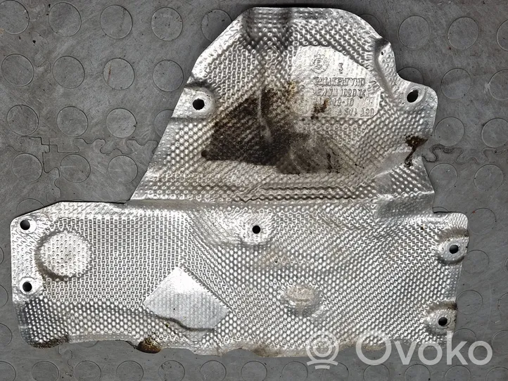 BMW 1 F20 F21 Bouclier thermique d'échappement 7241758