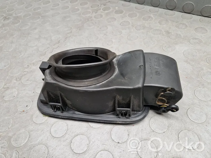 BMW X3 E83 Sportello del serbatoio del carburante 3438033