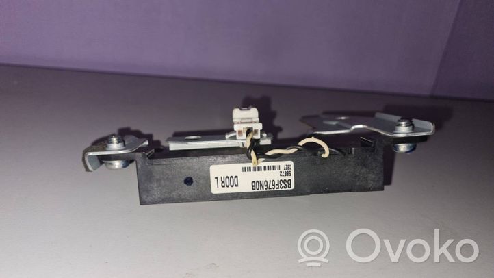 Mazda 3 I Amplificateur d'antenne BS3F676N0B