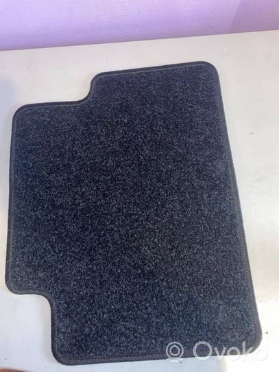 Ford C-MAX I Kit tapis de sol auto AM3M5JR130A88DA3YYW