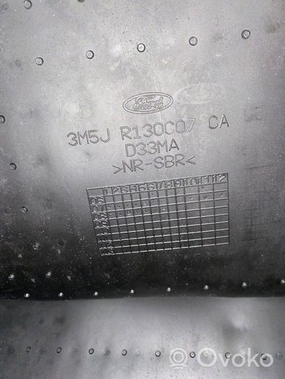 Ford Focus Takaistuintilan matto AM3M5JR13035CB