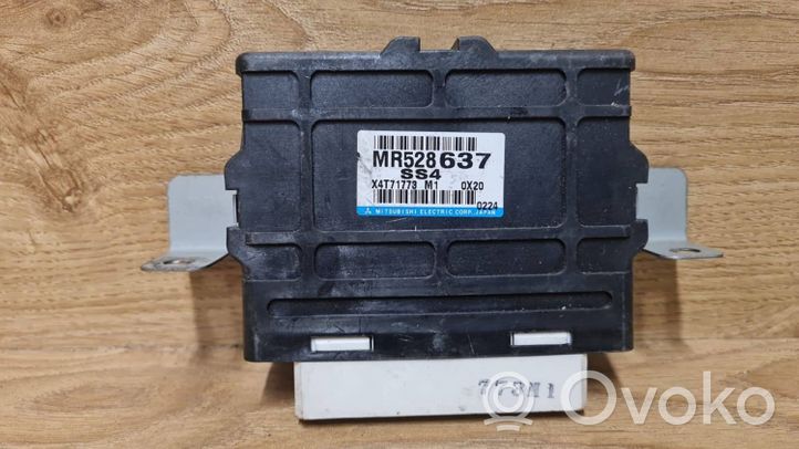 Mitsubishi Montero Module de contrôle de boîte de vitesses ECU MR528637