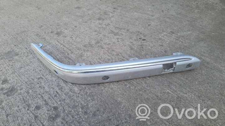 Mercedes-Benz C W203 Apdailinė priekinio bamperio juosta A2038856221