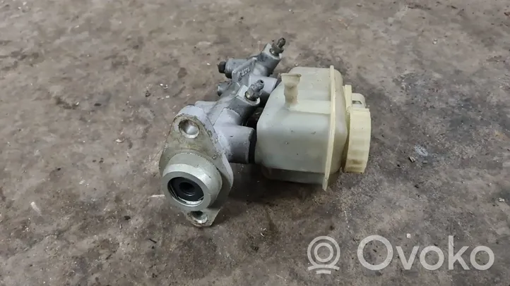 Volvo 960 Master brake cylinder 3530354