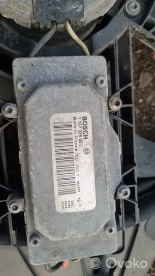 Volvo S80 Elektryczny wentylator chłodnicy 30645148