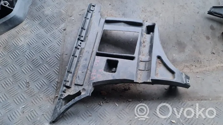 Volvo V70 Staffa di rinforzo montaggio del paraurti posteriore 08693382