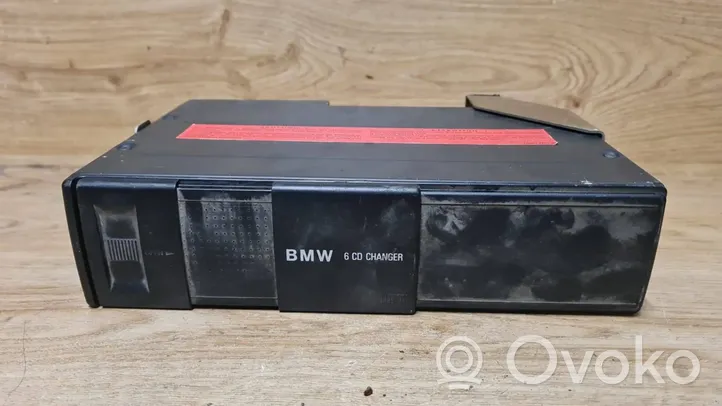 BMW 5 E39 Zmieniarka płyt CD/DVD 65128361584