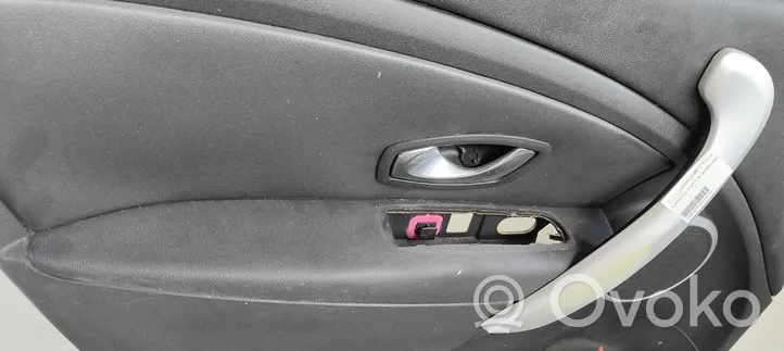 Renault Fluence Front door card panel trim 