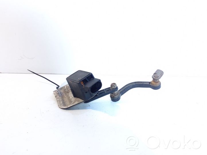 BMW 5 E60 E61 Niveausensor Leuchtweitenregulierung 1093697