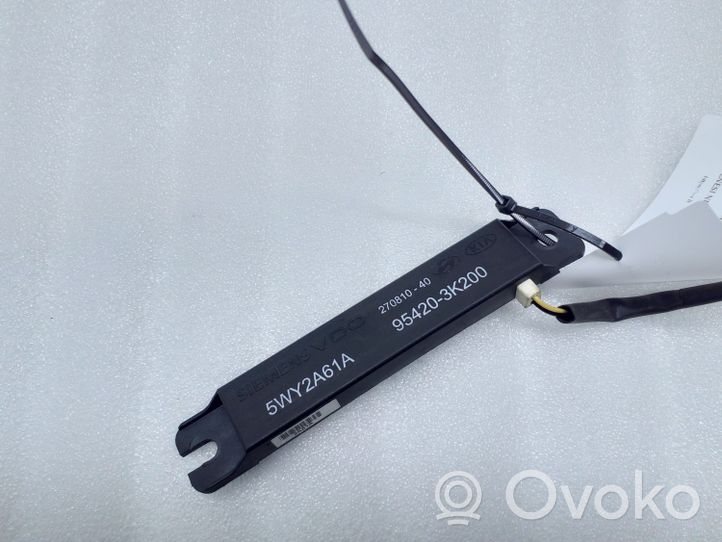 Hyundai Genesis Antenos valdymo blokas 954203K200