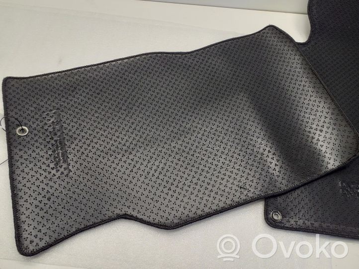 Infiniti G37 Car floor mat set G49001NM