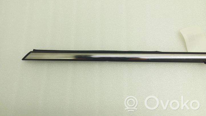 Mini One - Cooper R57 Takaoven lasin muotolista 