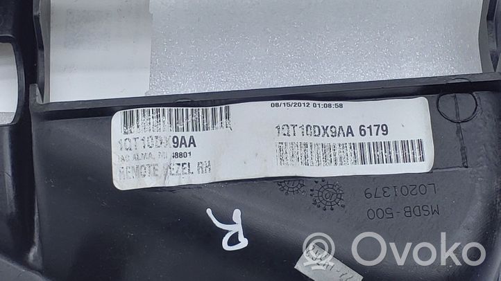 Dodge Grand Caravan Autres éléments de garniture de porte arrière 1QT10DX9AA