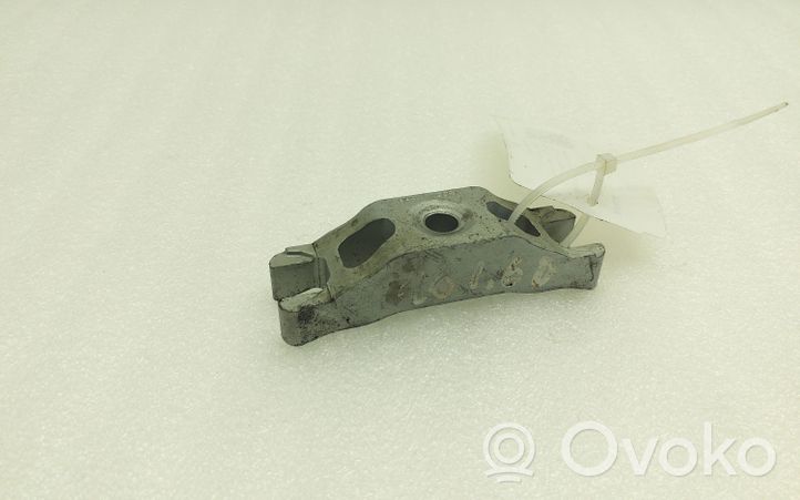 Volkswagen Polo V 6R Fuel Injector clamp holder 03L216