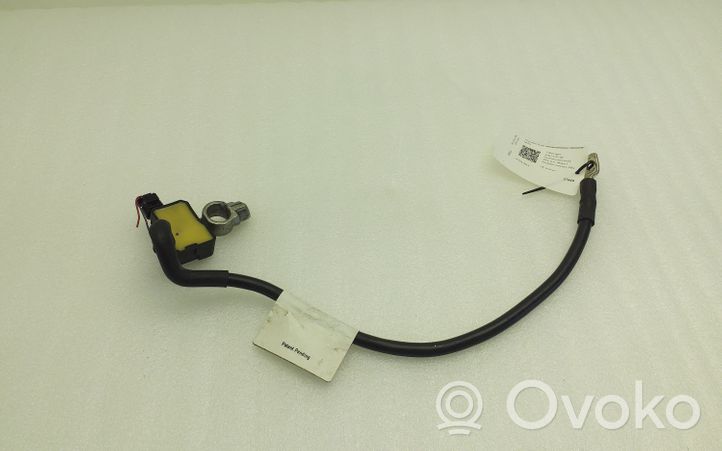 Volkswagen Jetta VI Cable negativo de tierra (batería) 5C0915181B