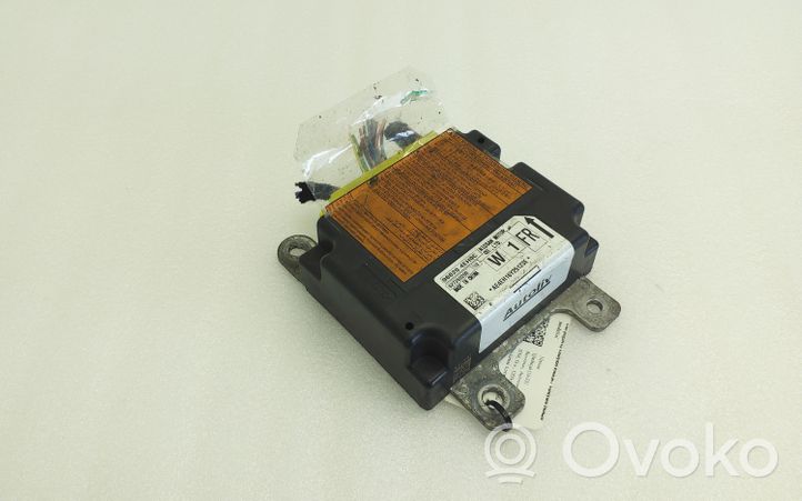 Nissan Qashqai Oro pagalvių valdymo blokas 988204EH0C