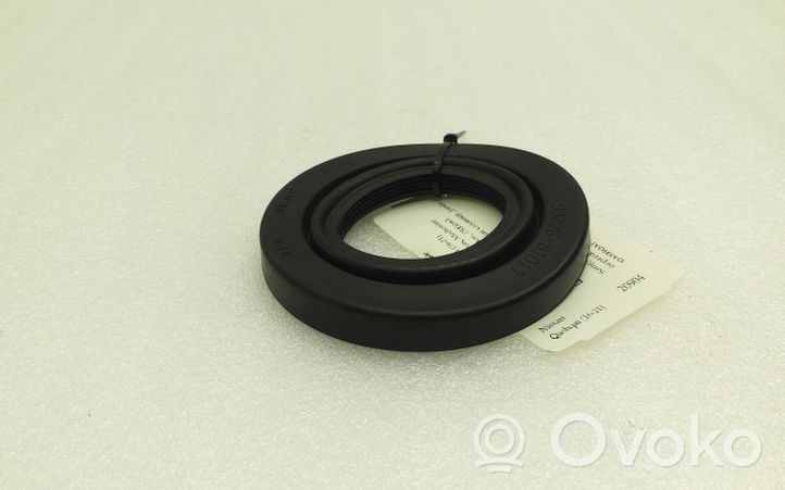 Nissan Qashqai Cache-poussière de phare avant 9922681017