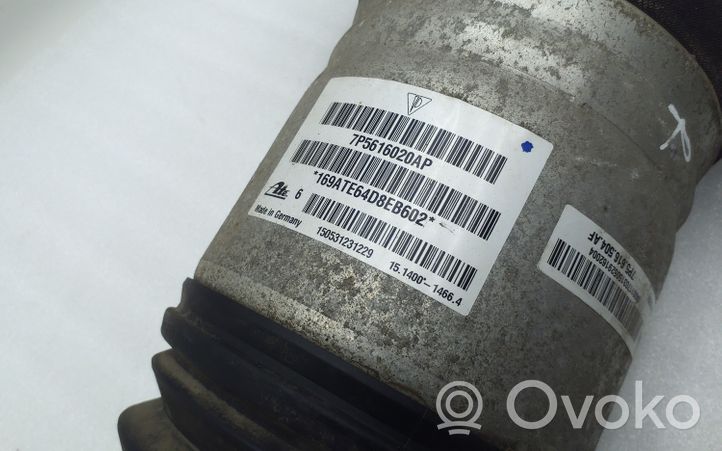 Porsche Cayenne (92A) Amortyzator zawieszenie pneumatycznego osi tylnej 7P5616020AP