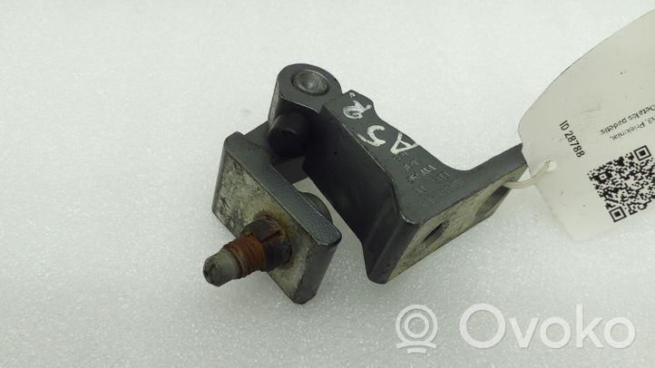 Audi A5 8T 8F Front door upper hinge 8K0831402A