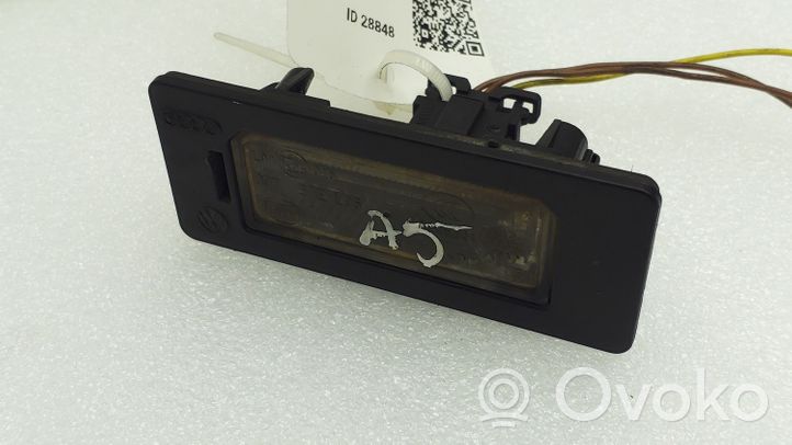 Audi A5 8T 8F Éclairage de plaque d'immatriculation 8T0943021