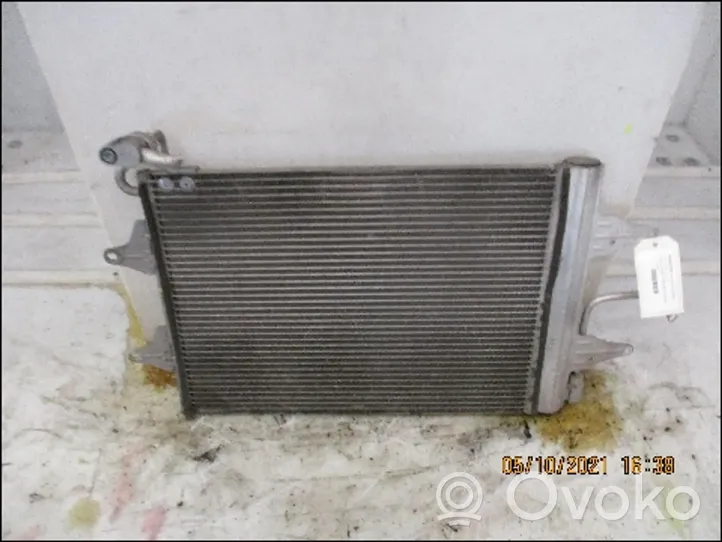 Volkswagen Fox Oro kondicionieriaus radiatorius aušinimo 5Z0820411E
