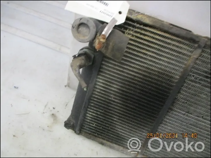 Peugeot 205 Radiateur de refroidissement 1300H6