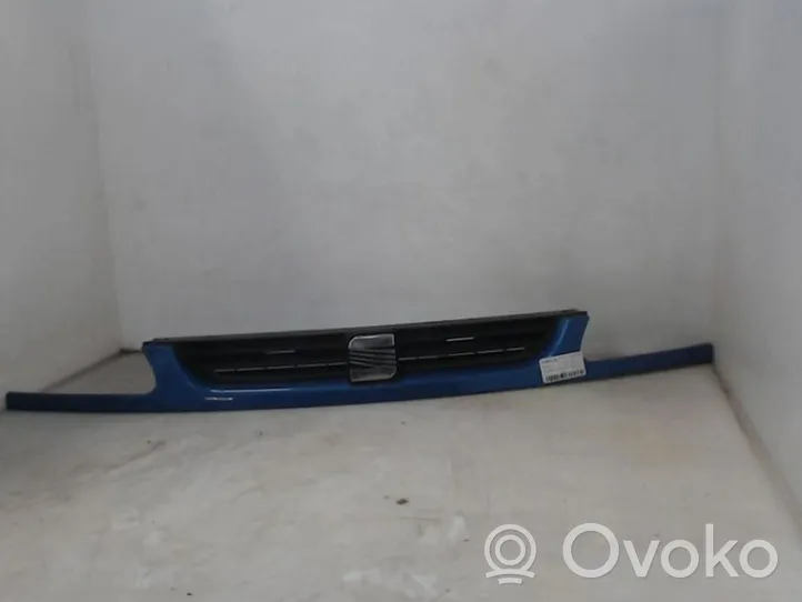 Seat Arosa Grille de calandre avant 6H0853653C01C