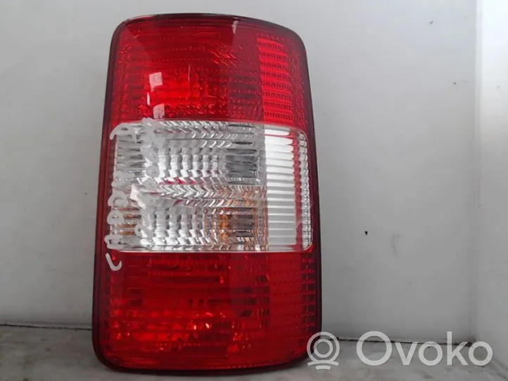 Volkswagen Caddy Lampa tylna 2K0945096P