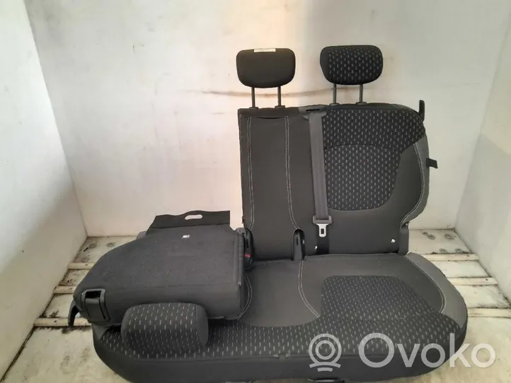 Renault Captur Fotele / Kanapa / Komplet 873519255R