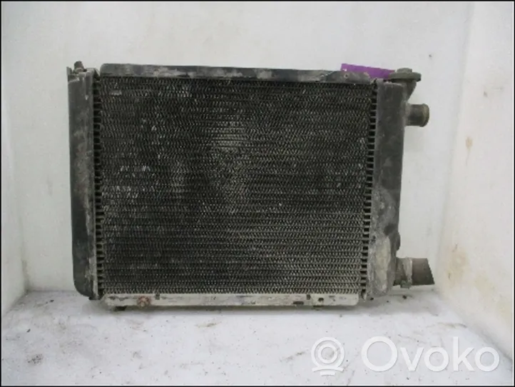 Renault Trafic I Radiateur de refroidissement 7700784039