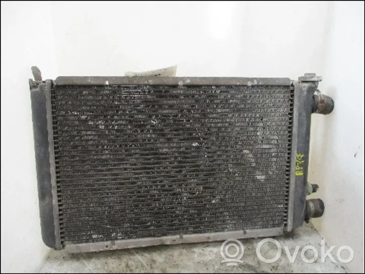 Renault Trafic I Radiateur de refroidissement 7700720232