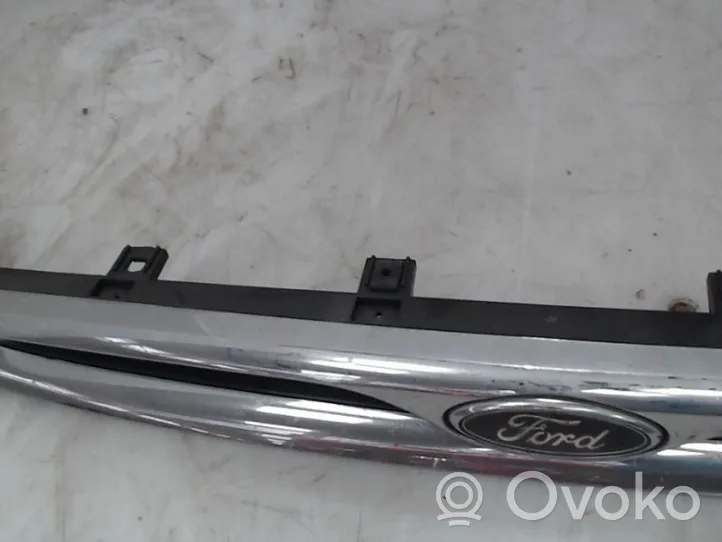 Ford Escort Grille de calandre avant 6919672