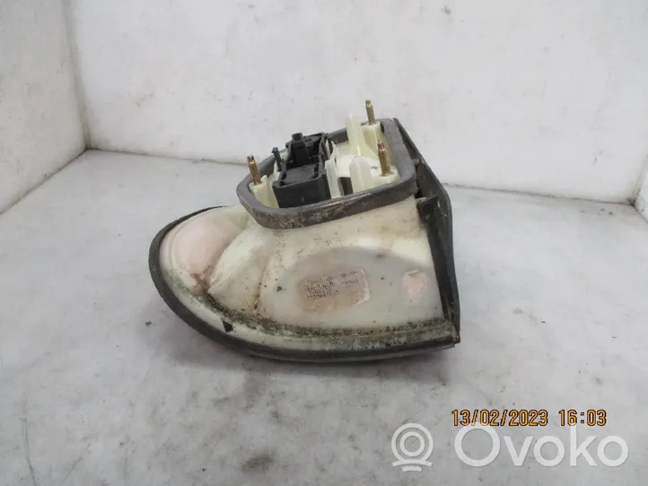 Renault Safrane Lampa tylna 7701042486