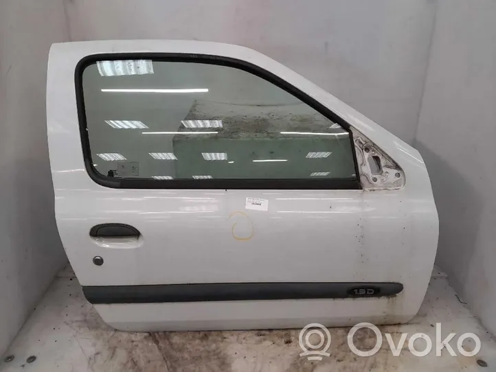 Renault Clio II Drzwi przednie 7751472465