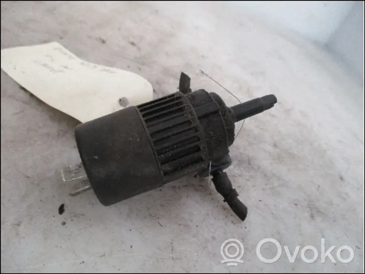 Opel Corsa B Pompe de lave-glace de pare-brise 90492356