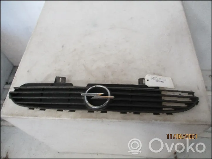 Opel Corsa B Griglia anteriore 93188728