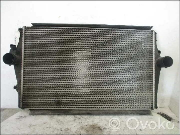 Volvo S60 Chłodnica powietrza doładowującego / Intercooler 8671694