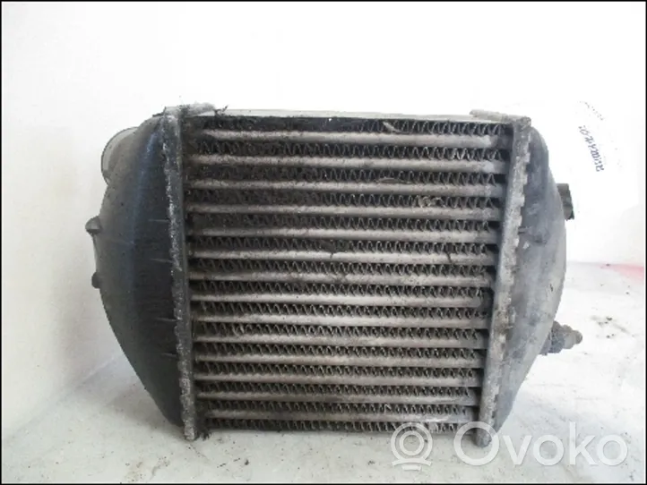 Renault 21 Chłodnica powietrza doładowującego / Intercooler 7700775150