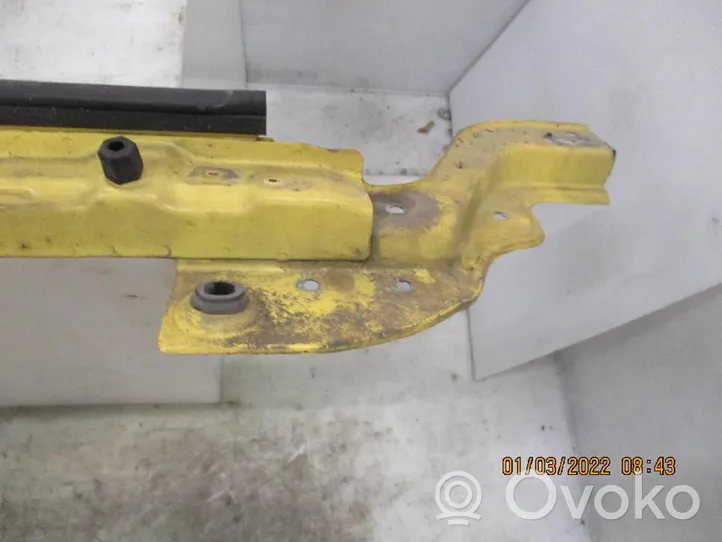 Citroen Nemo Traverse inférieur support de radiateur 7106F6