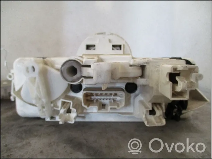 Renault Megane II Panel klimatyzacji 7701055146