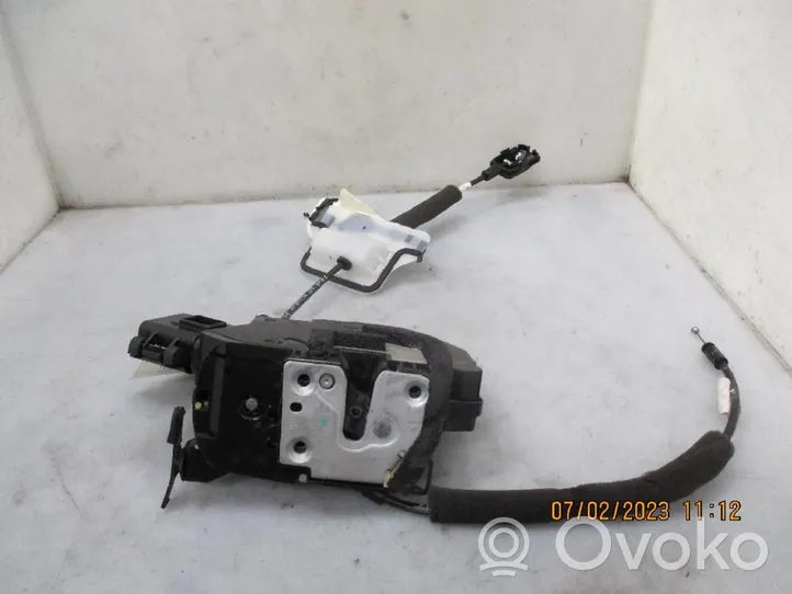 Renault Latitude (L70) Front door lock 805020021R